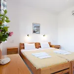 Platanakia Apartman Szkópelosz